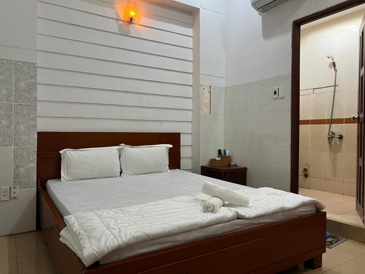 Khách sạn Khach San Thanh TP. Hồ Chí Minh