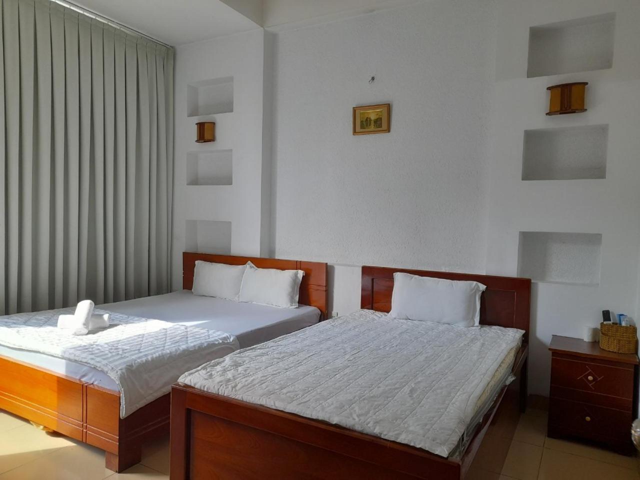 Khach San Thanh Khách sạn *